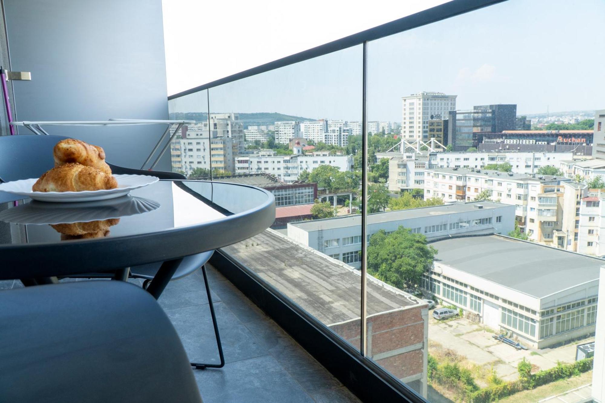 Center Apartment Palas Mall View Iasi Exterior foto